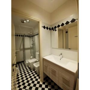 Rialto Mercato apartment suite tesisinde bir banyo