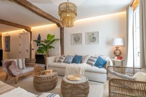 Część wypoczynkowa w obiekcie Arechaga AC by Staynnapartments