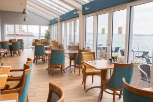 Εστιατόριο ή άλλο μέρος για φαγητό στο WatersEdge Hotel