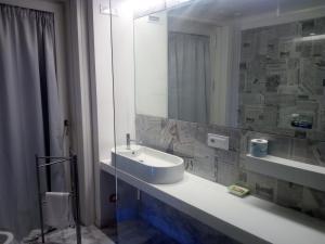 Koupelna v ubytování San Giorgio Modica Hotel