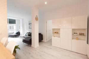 A kitchen or kitchenette at Belgrano Beach & Oldtown by Beauty Rentals