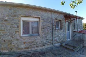 Kép Breathtaking Lake View Cottage with a Fireplace Next to Ioannina City! szállásáról Joáninában a galériában
