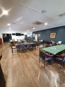 Terminus Hotel餐厅或其他用餐的地方