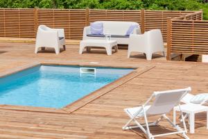 Bassein majutusasutuses SeaCove & SeaSide Villas, classées 4 étoiles või selle lähedal
