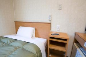 Katil atau katil-katil dalam bilik di Hotel Econo Yokkaichi +37 gambar