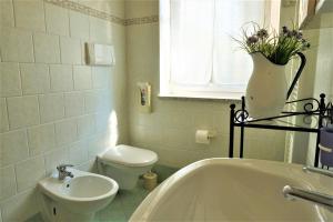 Koupelna v ubytování Pra de Dort Casa Vacanze