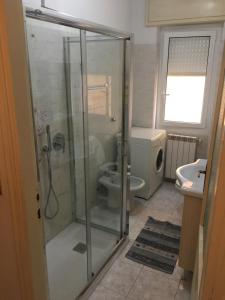 Kúpeľňa v ubytovaní Appartamento Casa Tiziana 3 Camere, Sala, Cucina, Terrazzo