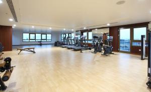 Fitness centrum a/nebo fitness zařízení v ubytování Metropolitan Hotel Dubai