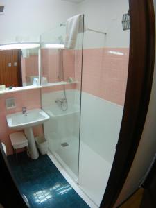 A bathroom at Albergo Residence Italia Vintage Hotel