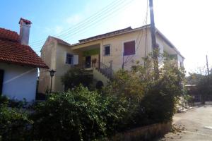 The building in which Az apartmant is located