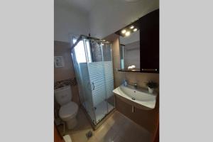 A bathroom at ~Peacock House~