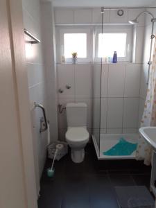 Ванная комната в Apartment Ground Floor Laatzen