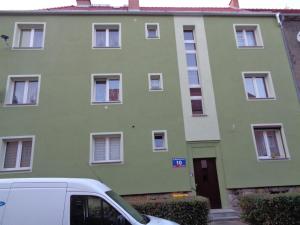 Budova, v ktorej sa apartmán nachádza