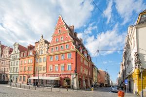 Zdjęcie z galerii obiektu KOMFORT HOUSE RYNEK we Wrocławiu