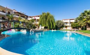 Bazén v ubytování Villas Duc - Rhodes nebo v jeho okolí