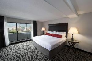 Imagen de la galería de SureStay Hotel by Best Western Castlegar, en Castlegar