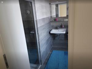 Ένα μπάνιο στο Pension Gasthaus Zur Forelle