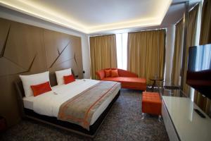 Letto o letti in una camera di Hotel Austria & Bosna