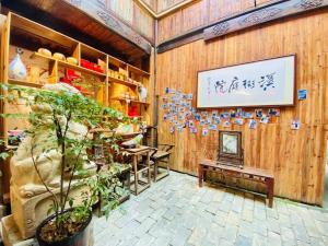 Imagen de la galería de Old Street Courtyard (Free Pick up Service), en Huangshan