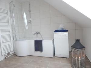 Ένα μπάνιο στο Ferienwohnung Insel Rügen - Haus Albatros +24 φωτογραφίες