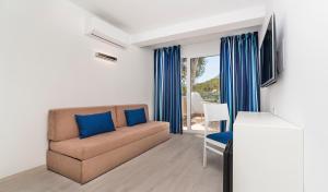 Χώρος καθιστικού στο Globales Montemar