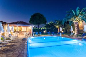 Bassein majutusasutuses Kalidonio Studios Zante või selle lähedal