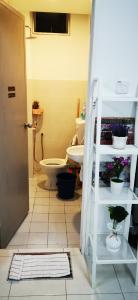 Gallery image of UNIE HOMESTAY in Wakaf Che Yeh
