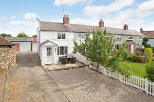 约克Off-street parking Lower rates for longer lets的相册照片