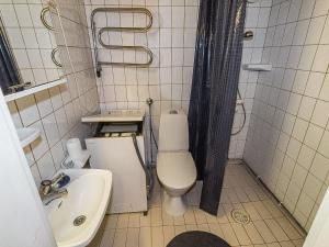 Koupelna v ubytování Holiday Home Päivärinne by Interhome + 10 fotografií