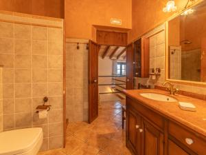 A bathroom at Villa Santa Llucia by Interhome