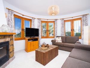 TV a/nebo společenská místnost v ubytování Villa Manana by Interhome