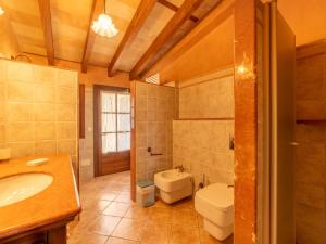 A bathroom at Villa Santa Llucia by Interhome