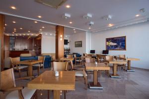 Area tempat duduk di Hotel Kaiser Bridge