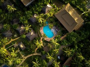 Et luftfoto af Andalay Beach Resort Koh Libong