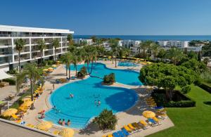 an aerial view of a pool at a resort at Alfagar Alto da Colina in Albufeira