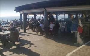 Goście zatrzymujący się w obiekcie Beachfront 82