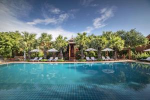 La alberca dentro o cerca de Heritage Bagan Hotel