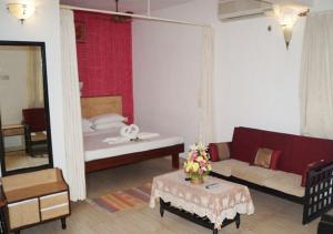 Gallery image of Time & Leisure Hotels in Candolim