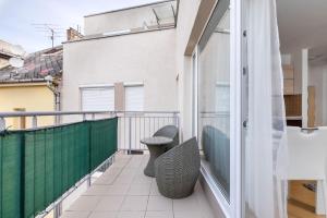 A balcony or terrace at Matthias Home Midtown Budapest