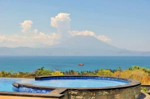 Gallery image of Reynten Hill Resort in Nusa Penida