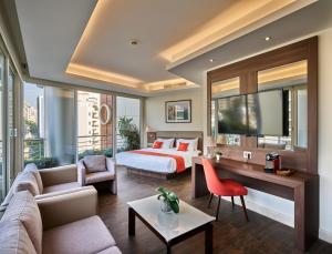 Χώρος καθιστικού στο Sodeco Suites