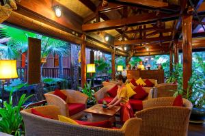 Posezení v ubytování Angkor Village Hotel - Small Luxury Hotels of the World