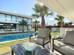 Πισίνα στο ή κοντά στο Antilia Terraces Apartment - 1809