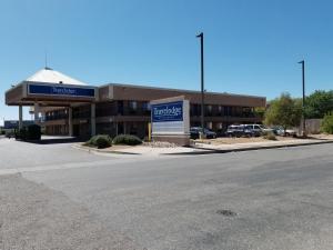 Gallery image of Travelodge by Wyndham Albuquerque West in Albuquerque
