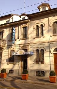 Budova, kde se hotel nachází