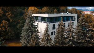 Budynek, w którym mieści się hotel