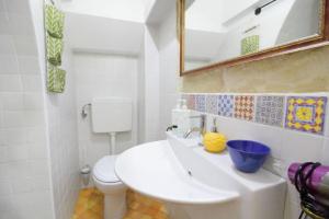 Koupelna v ubytování White Suite B&B