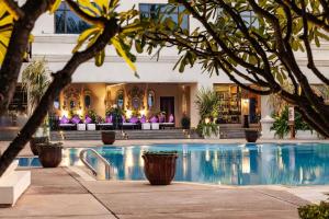 
Piscina di Mercure Mandalay Hill Resort o nelle vicinanze
