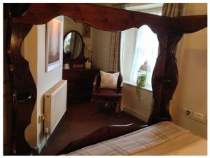 A seating area at Burford Lodge 