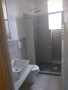 A bathroom at Casa di Alfredo Affittacamere